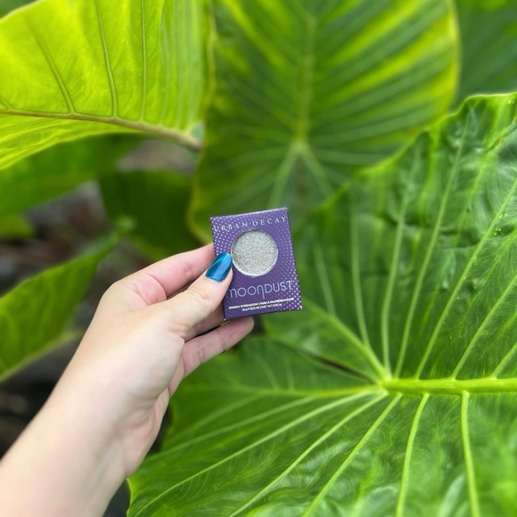 BNIB Urban Decay Moondust Eyeshadow • Lithium - Picture 3 of 13